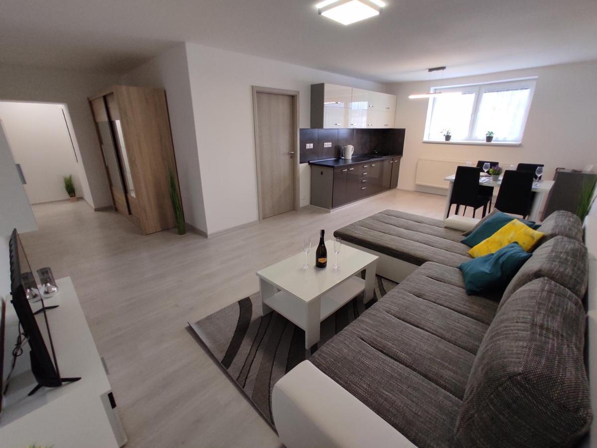 Apartmany Bytca Exteriör bild