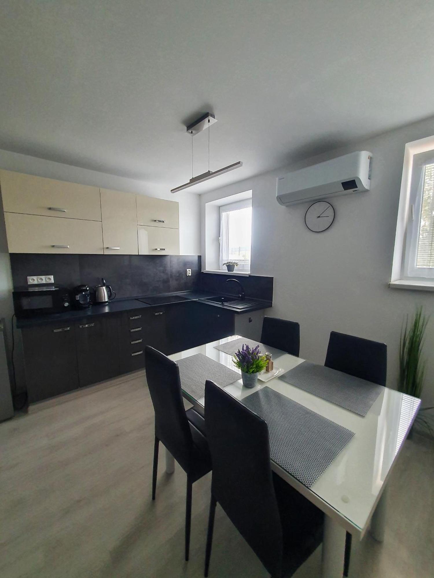 Apartmany Bytca Exteriör bild