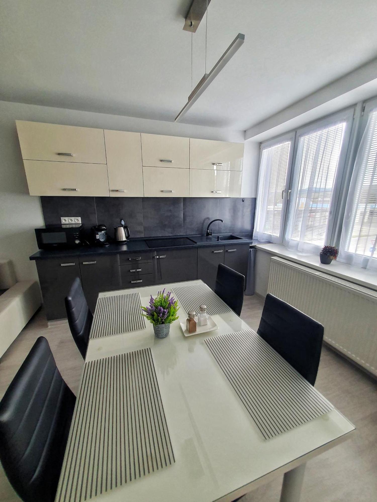 Apartmany Bytca Exteriör bild